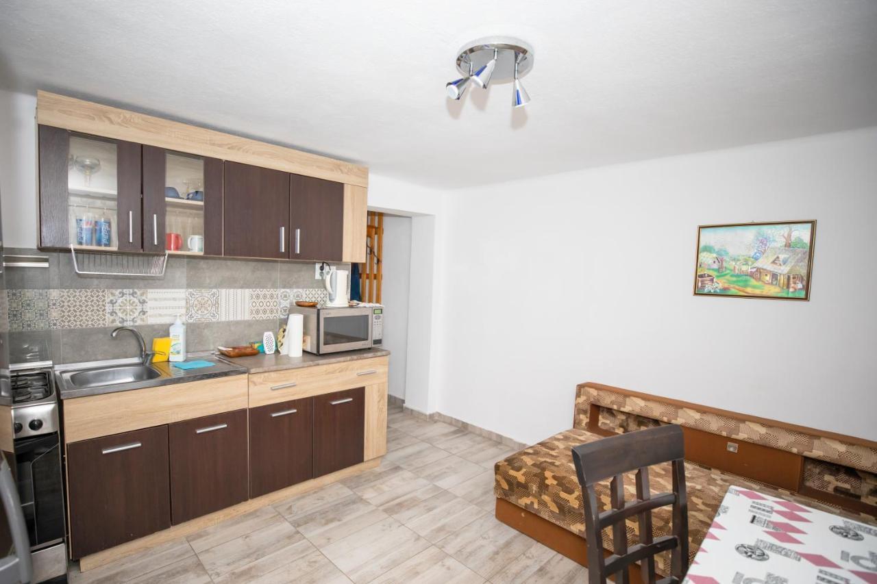 Arad Apartment - Airport Area Екстериор снимка