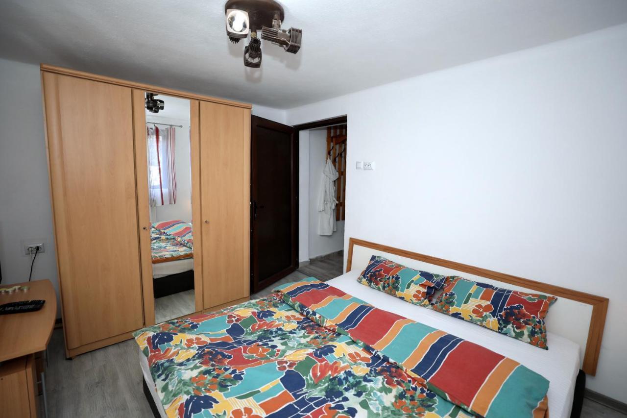 Arad Apartment - Airport Area Екстериор снимка